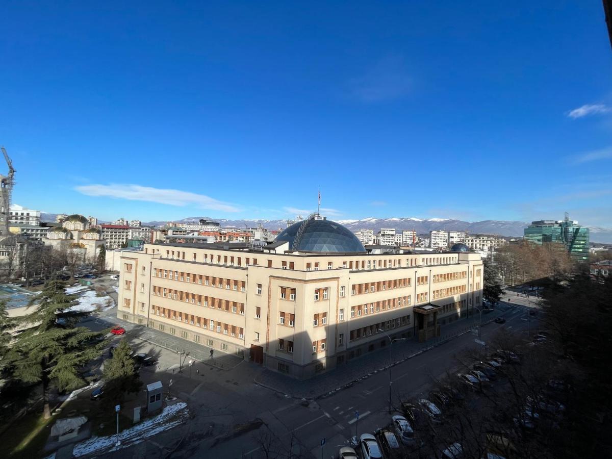 Mickitos City Center Apartment Skopje Eksteriør billede