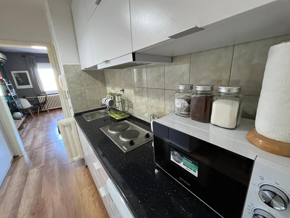 Mickitos City Center Apartment Skopje Eksteriør billede